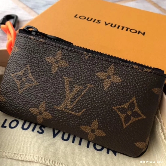 AAA Pruses Bags KEY VUITTON LOUIS POUCH 0726